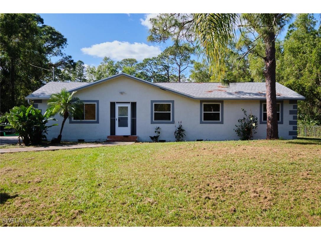 211 Leroy Avenue Lehigh Acres FL 33936 224094748 image1