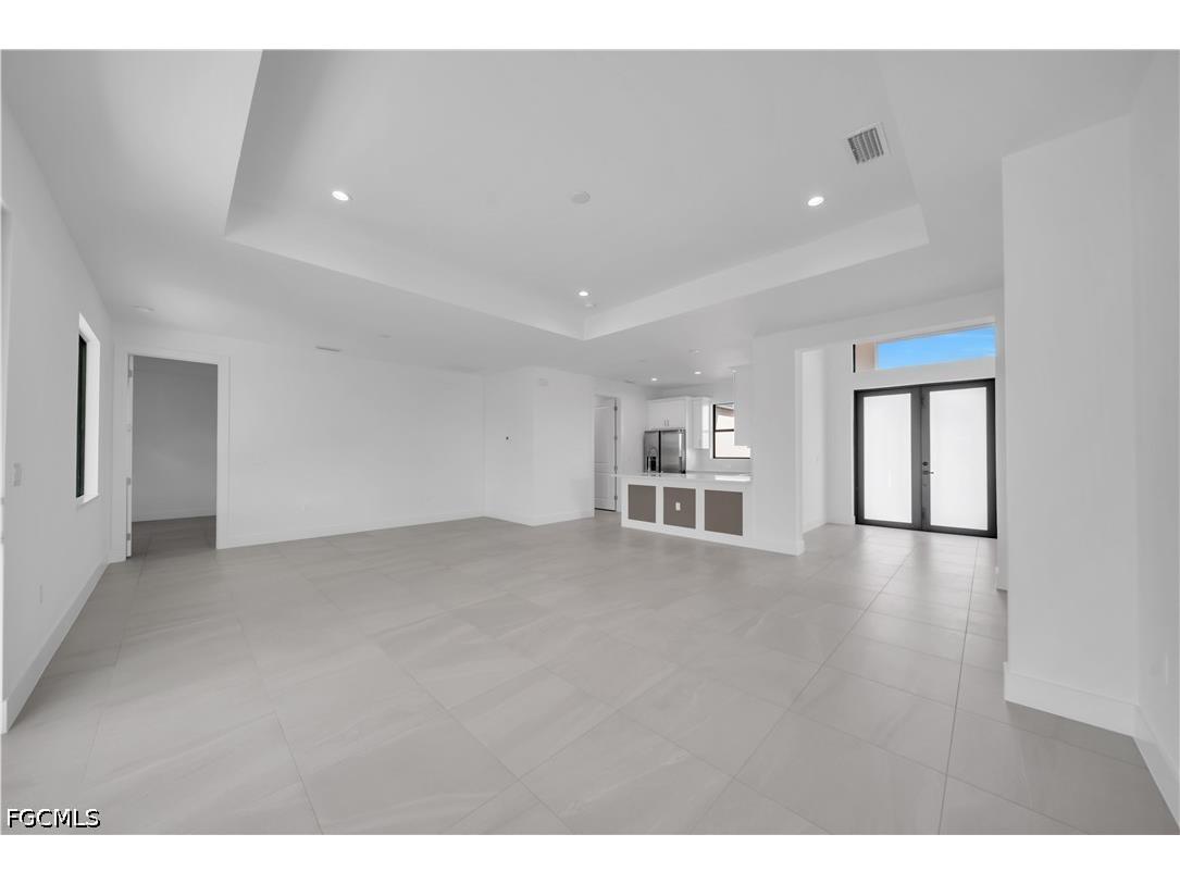 211 NE 15th Terrace Cape Coral FL 33909 2026016188 image18