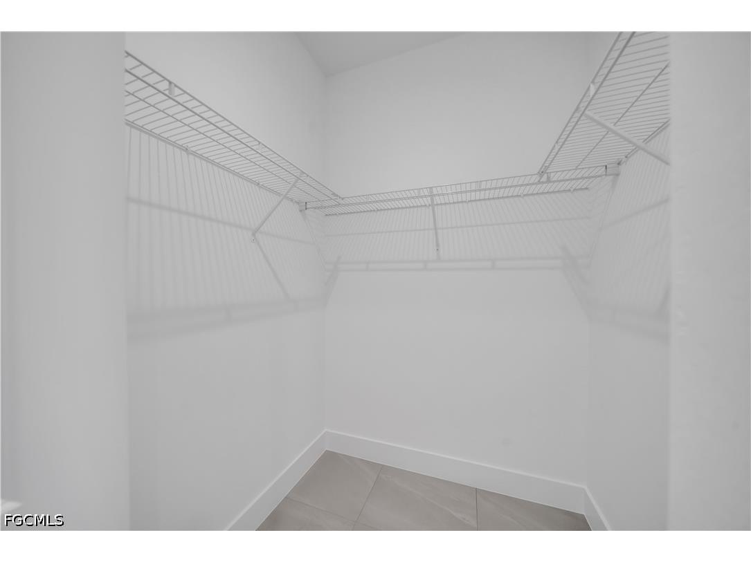 211 NE 15th Terrace Cape Coral FL 33909 2026016188 image34