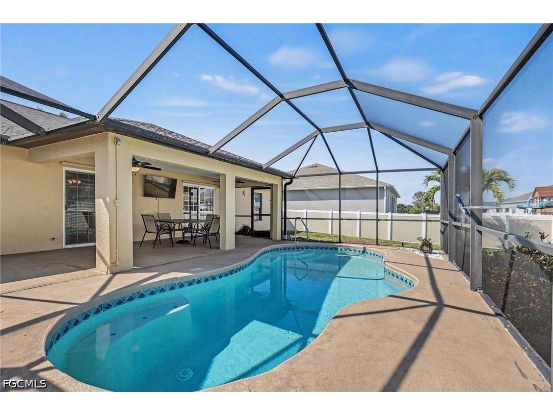 211 NW 26th Avenue Cape Coral FL 33993 2026014505 image32