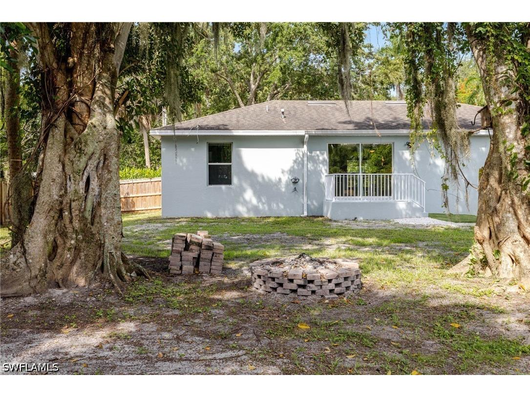 211 Palmacea Road Fort Myers FL 33905 226023476 image29