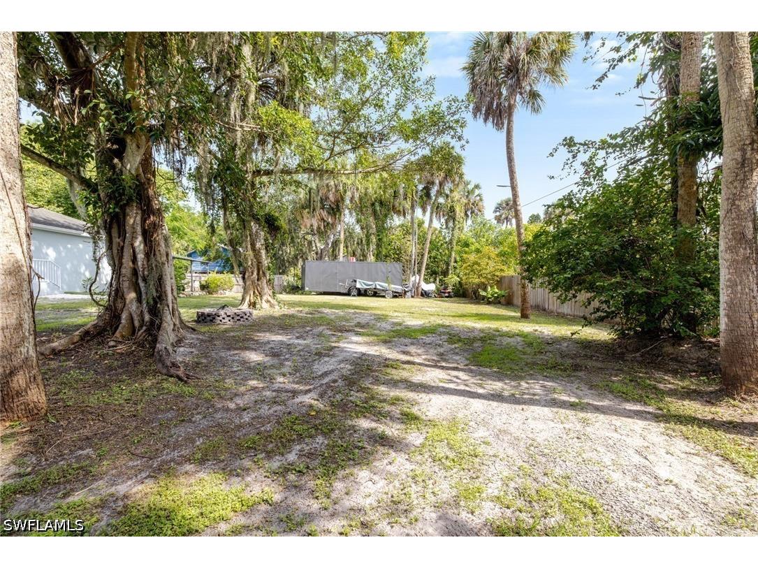 211 Palmacea Road Fort Myers FL 33905 226023476 image31