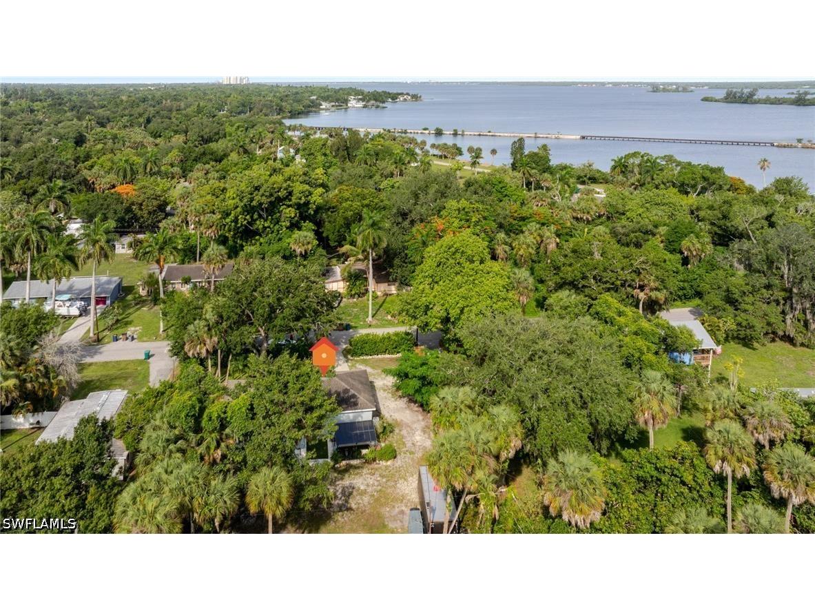 211 Palmacea Road Fort Myers FL 33905 226023476 image41