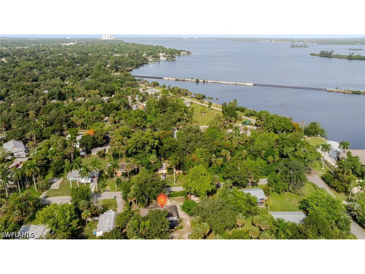211 Palmacea Road Fort Myers FL 33905 226023476 image42