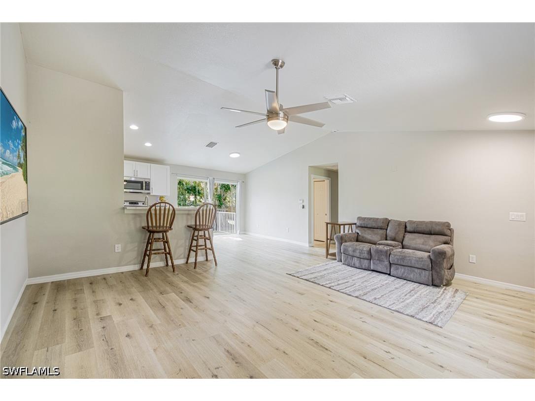 211 Palmacea Road Fort Myers FL 33905 226023476 image9
