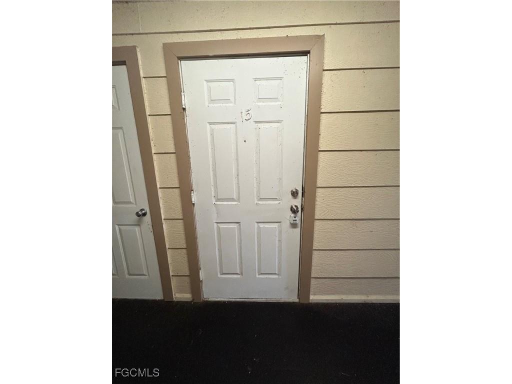 211 Park Avenue #15 Labelle FL 33935 2025014157 image9
