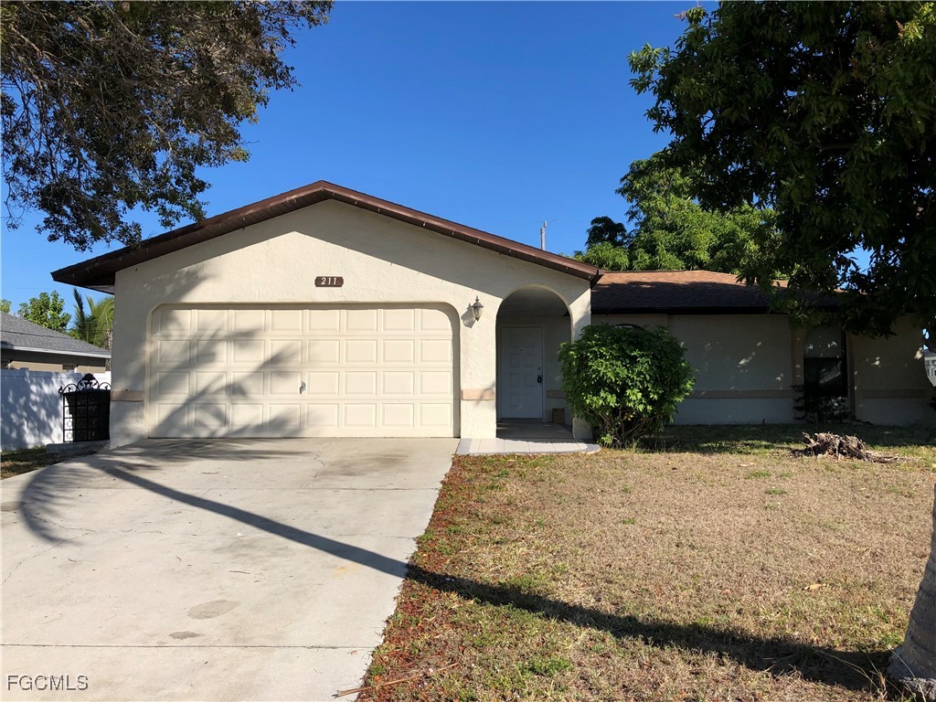 211 SE 23rd Street Cape Coral FL 33990 2026006356 image1