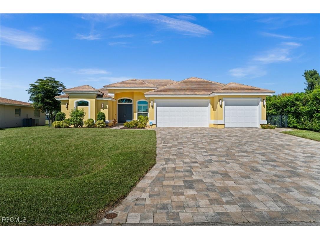 211 SE 37th Lane Cape Coral FL 33904 2025014084 image2