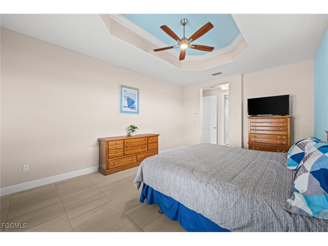 211 SE 37th Lane Cape Coral FL 33904 2025014084 image21