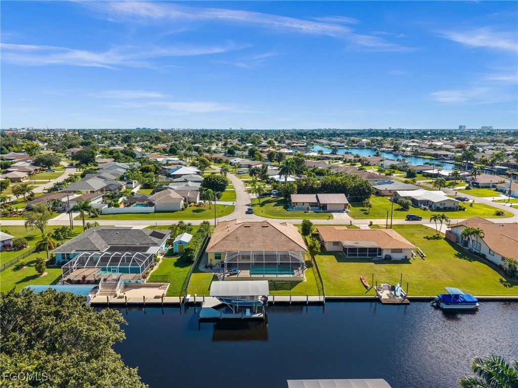 211 SE 37th Lane Cape Coral FL 33904 2025014084 image3