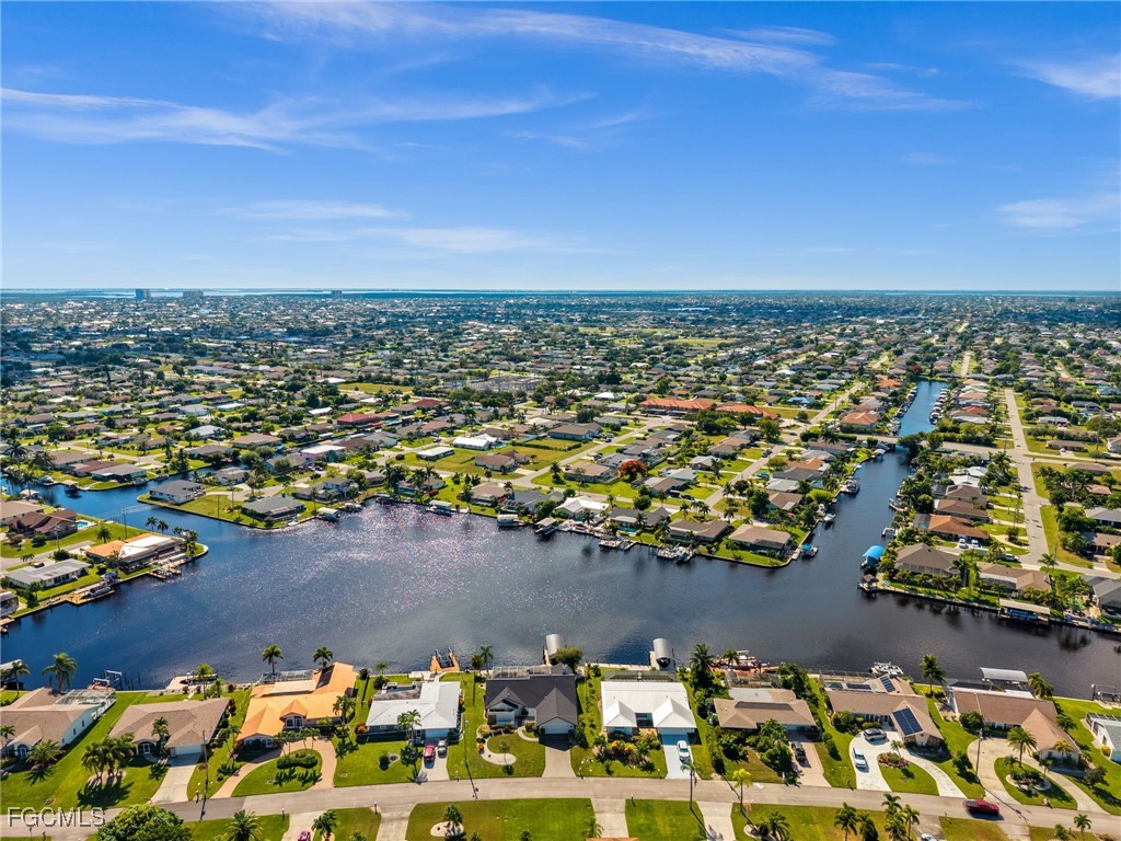 211 SE 37th Lane Cape Coral FL 33904 2025014084 image41