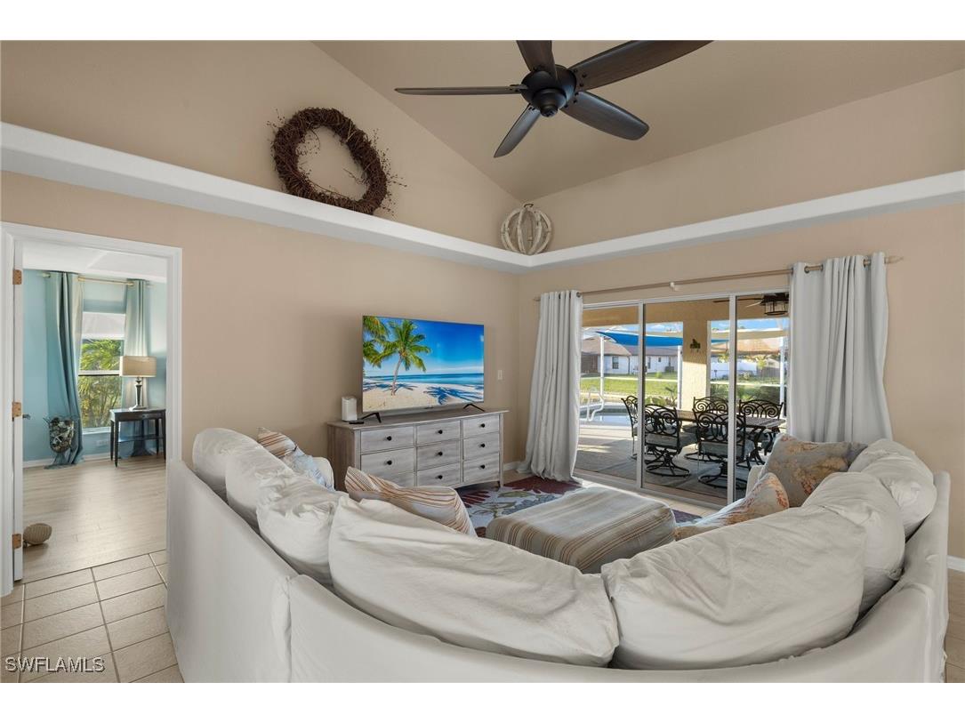 211 SW 21st Lane Cape Coral FL 33991 224090238 image29