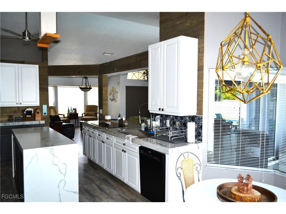 211 SW 47th Street Cape Coral FL 33914 2025003530 image17