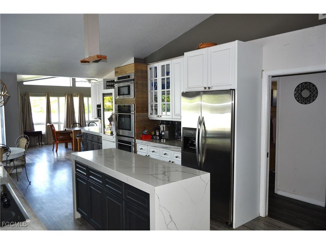 211 SW 47th Street Cape Coral FL 33914 2025003530 image18