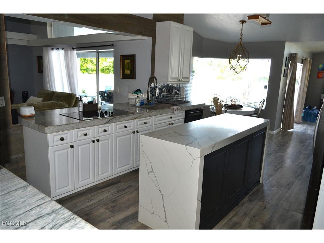 211 SW 47th Street Cape Coral FL 33914 2025003530 image19