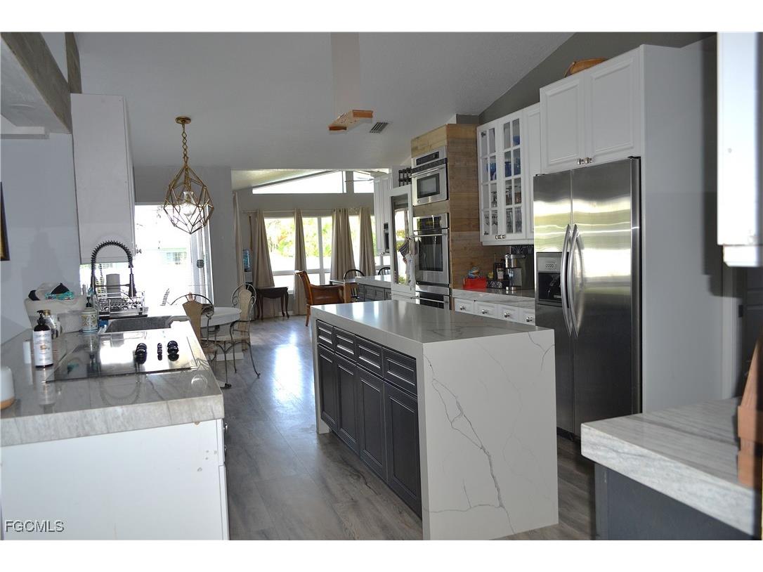 211 SW 47th Street Cape Coral FL 33914 2025003530 image20