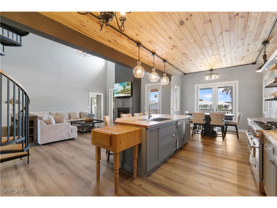 211 Sterling Avenue Fort Myers Beach FL 33931 225057651 image10