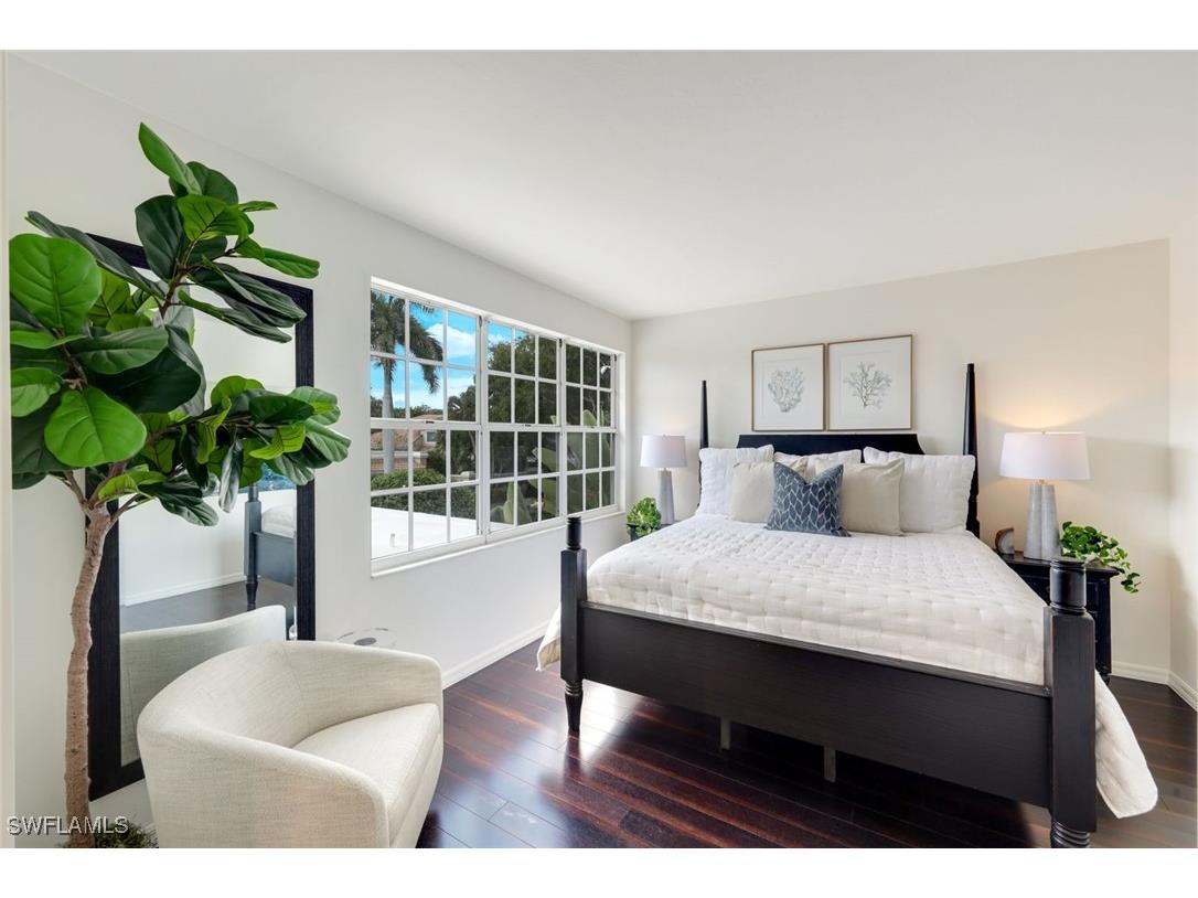 211 Via Napoli Naples FL 34105 225077412 image27