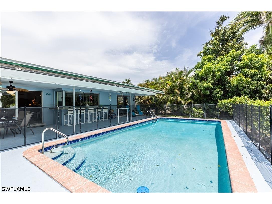211 W Flamingo Circle Marco Island FL 34145 226013818 image18