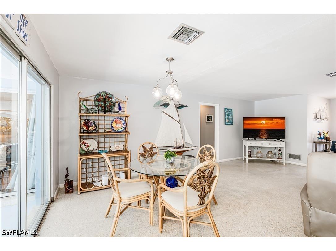 211 W Flamingo Circle Marco Island FL 34145 226013818 image5