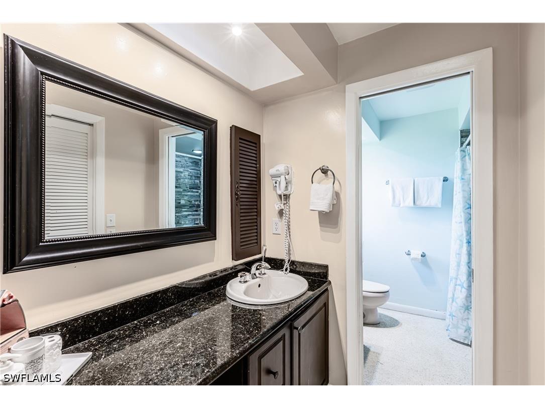 211 W Flamingo Circle Marco Island FL 34145 226013818 image9