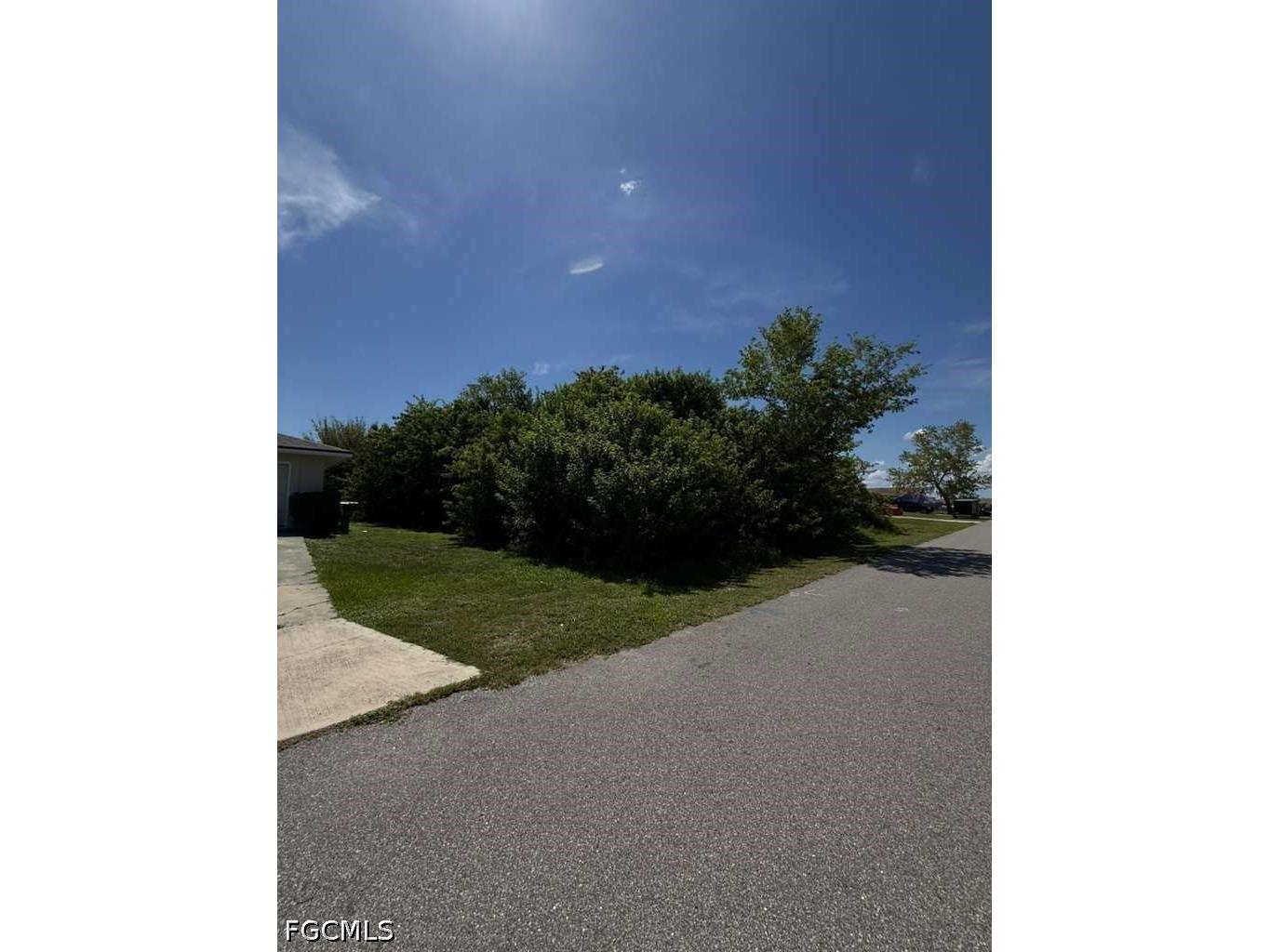211 Warwick Street NW Port Charlotte FL 33952 2026024386 image6