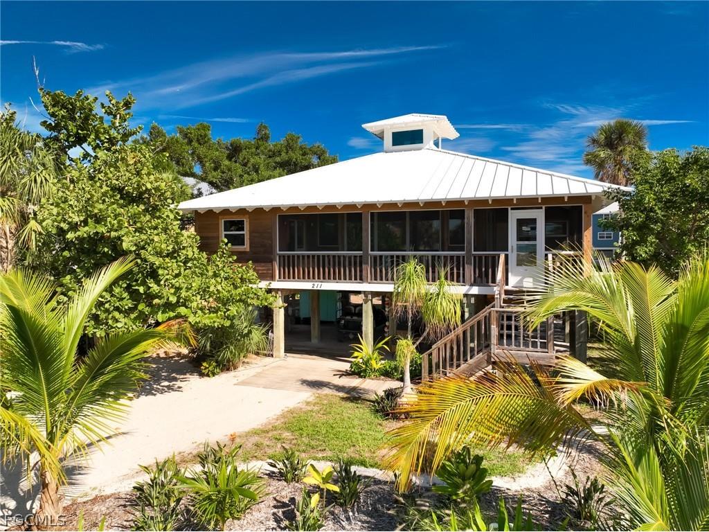 211 White Pelican Drive Upper Captiva FL 33924 2026013789 image1