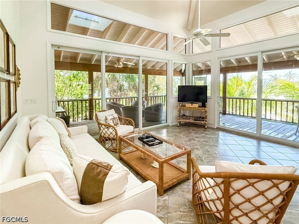 211 White Pelican Drive Upper Captiva FL 33924 2026013789 image12