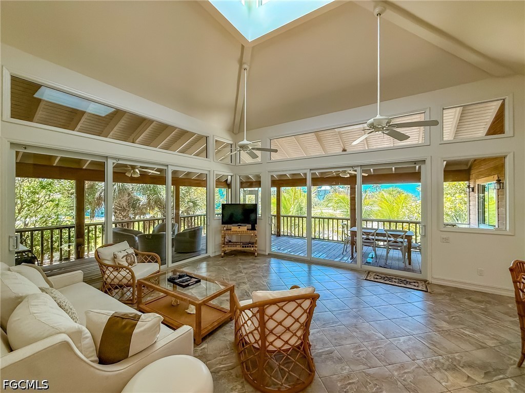 211 White Pelican Drive Upper Captiva FL 33924 2026013789 image14