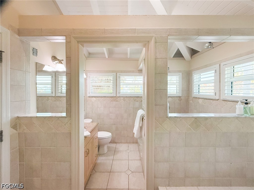 211 White Pelican Drive Upper Captiva FL 33924 2026013789 image29