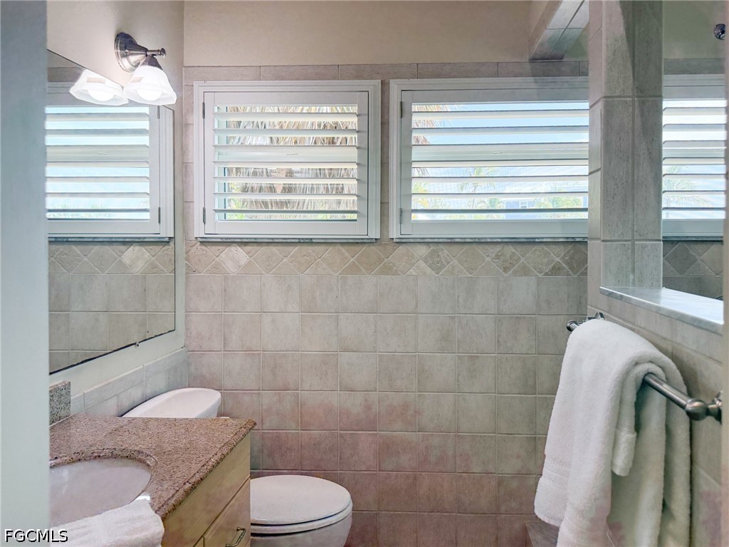 211 White Pelican Drive Upper Captiva FL 33924 2026013789 image30