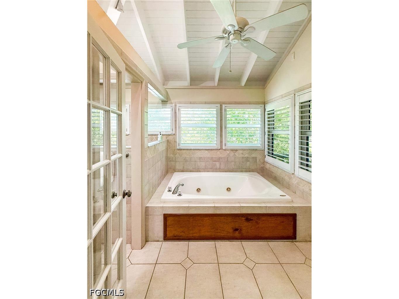 211 White Pelican Drive Upper Captiva FL 33924 2026013789 image31