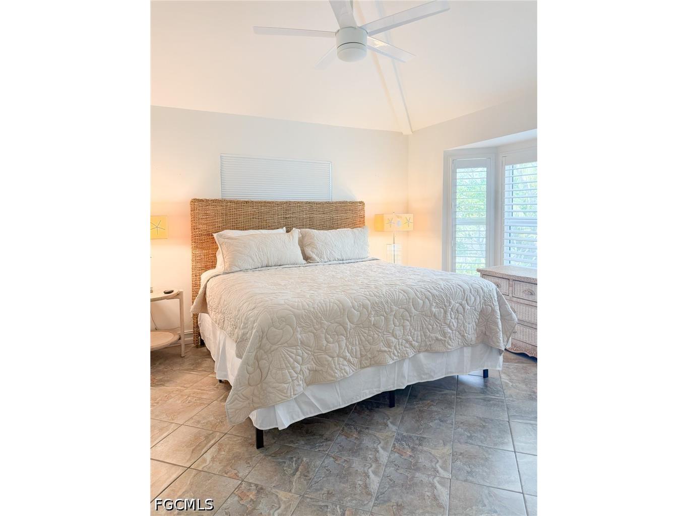211 White Pelican Drive Upper Captiva FL 33924 2026013789 image34