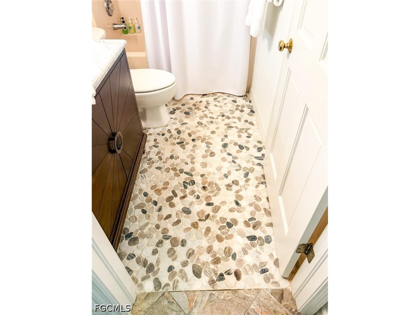 211 White Pelican Drive Upper Captiva FL 33924 2026013789 image41