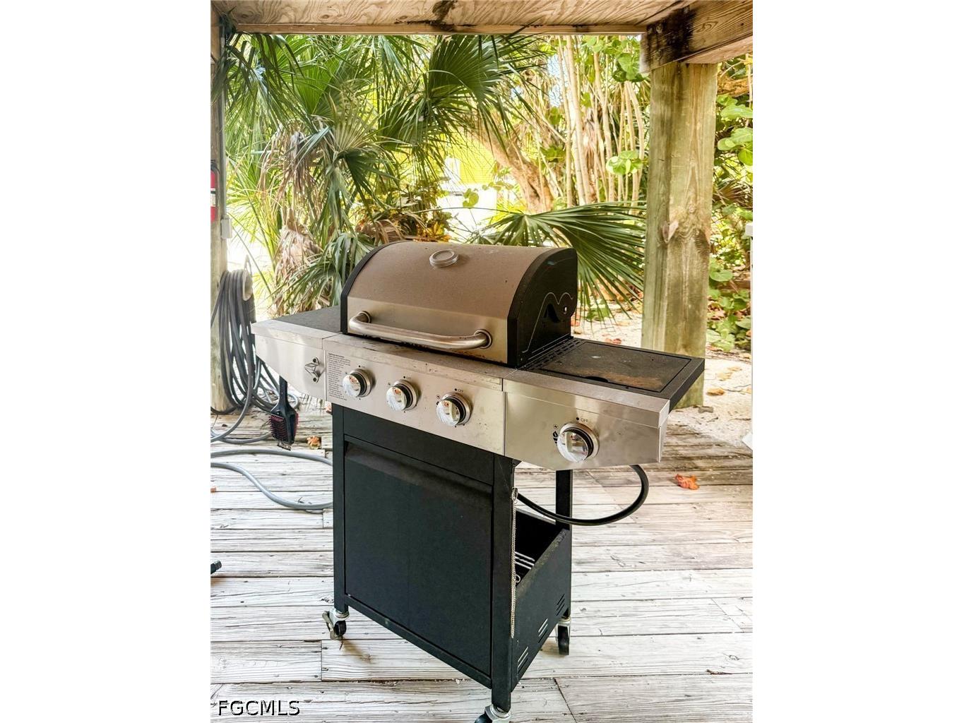 211 White Pelican Drive Upper Captiva FL 33924 2026013789 image47