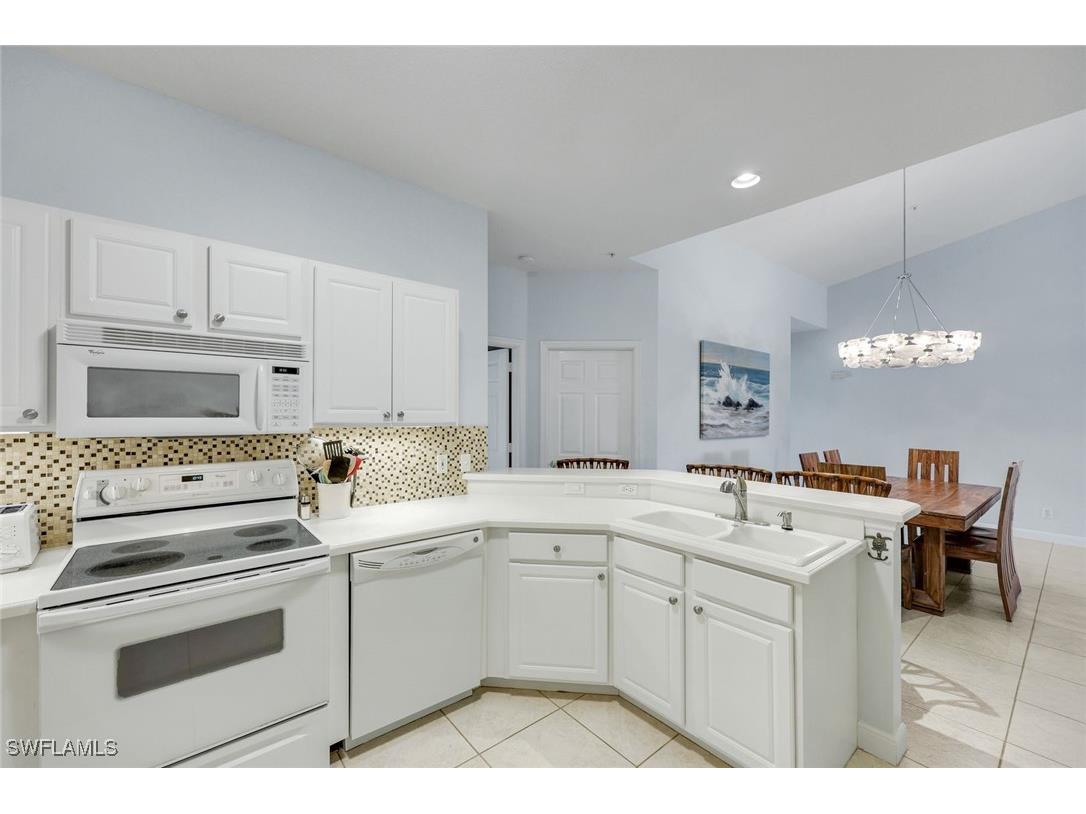 2110 Cay Lagoon Drive #122 Naples FL 34109 225078761 image7