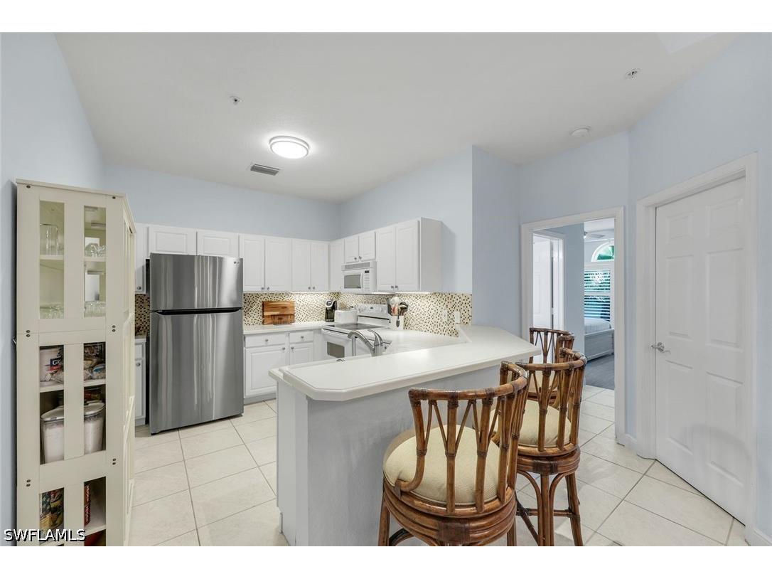 2110 Cay Lagoon Drive #122 Naples FL 34109 226013779 image6