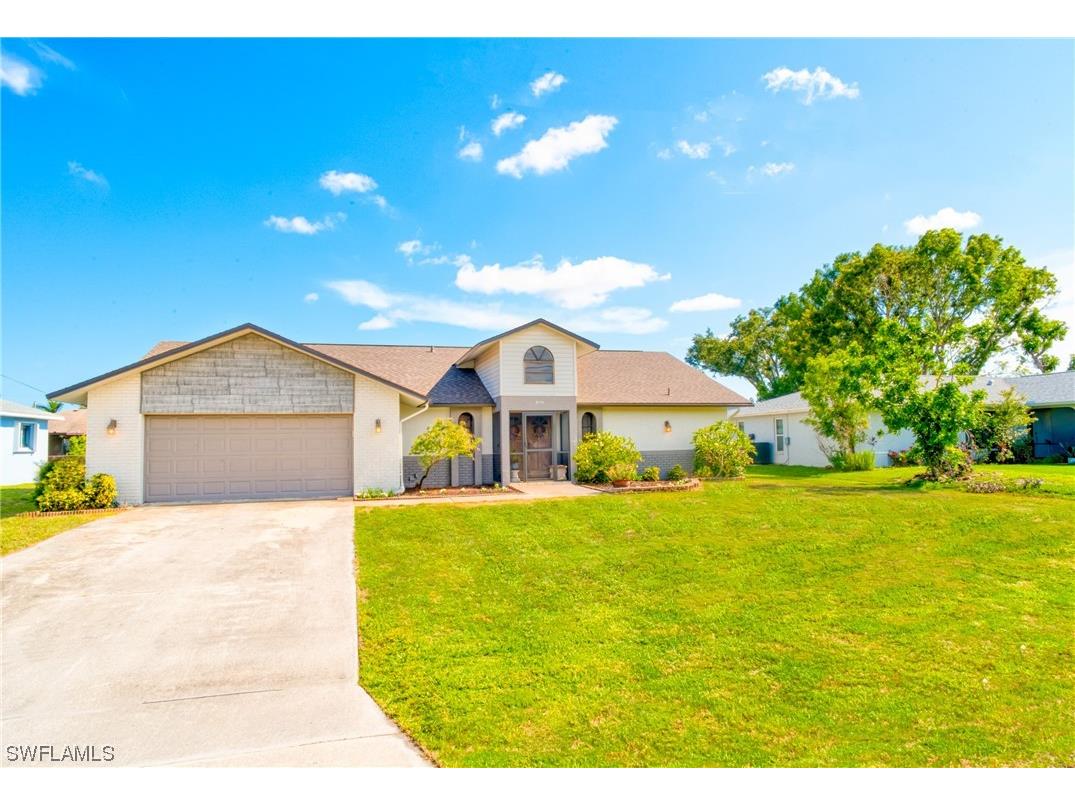 2110 SE 14th Street Cape Coral FL 33990 223039182 image1
