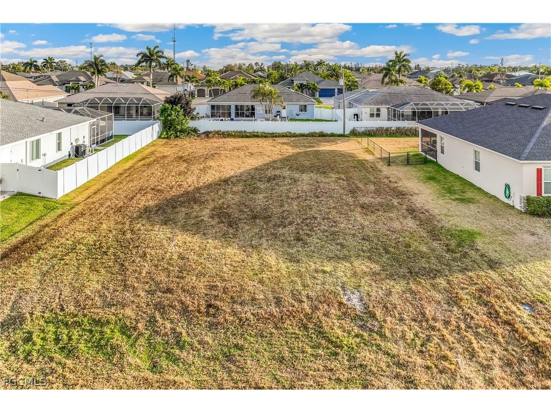 2110 SW 30th Street Cape Coral FL 33914 2026010285 image2