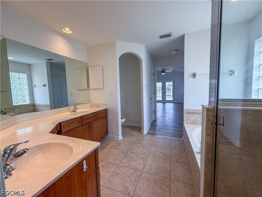 2110 SW 38th Terrace Cape Coral FL 33914 2026009193 image11