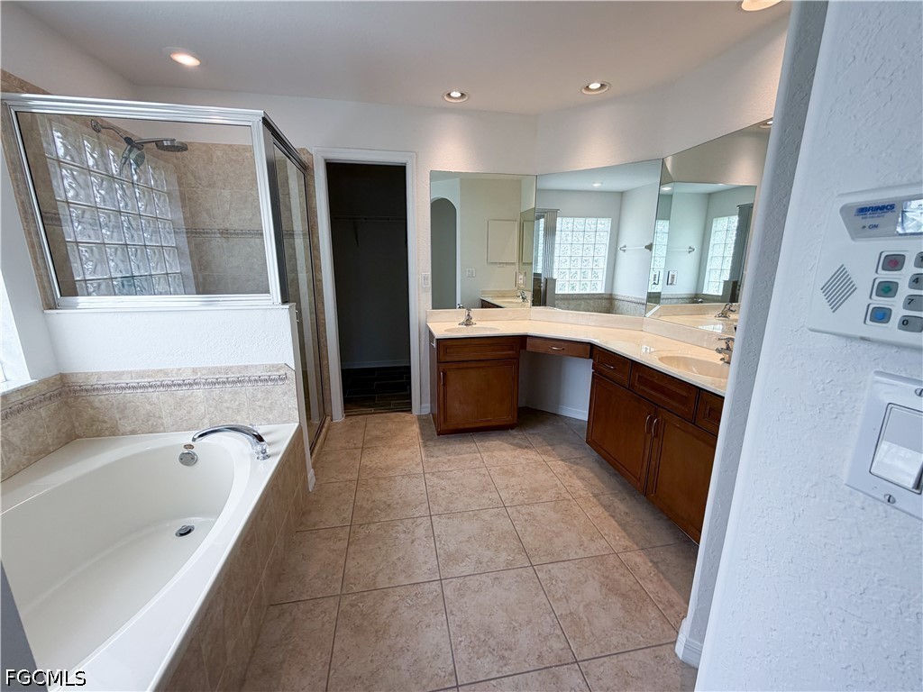 2110 SW 38th Terrace Cape Coral FL 33914 2026009193 image12
