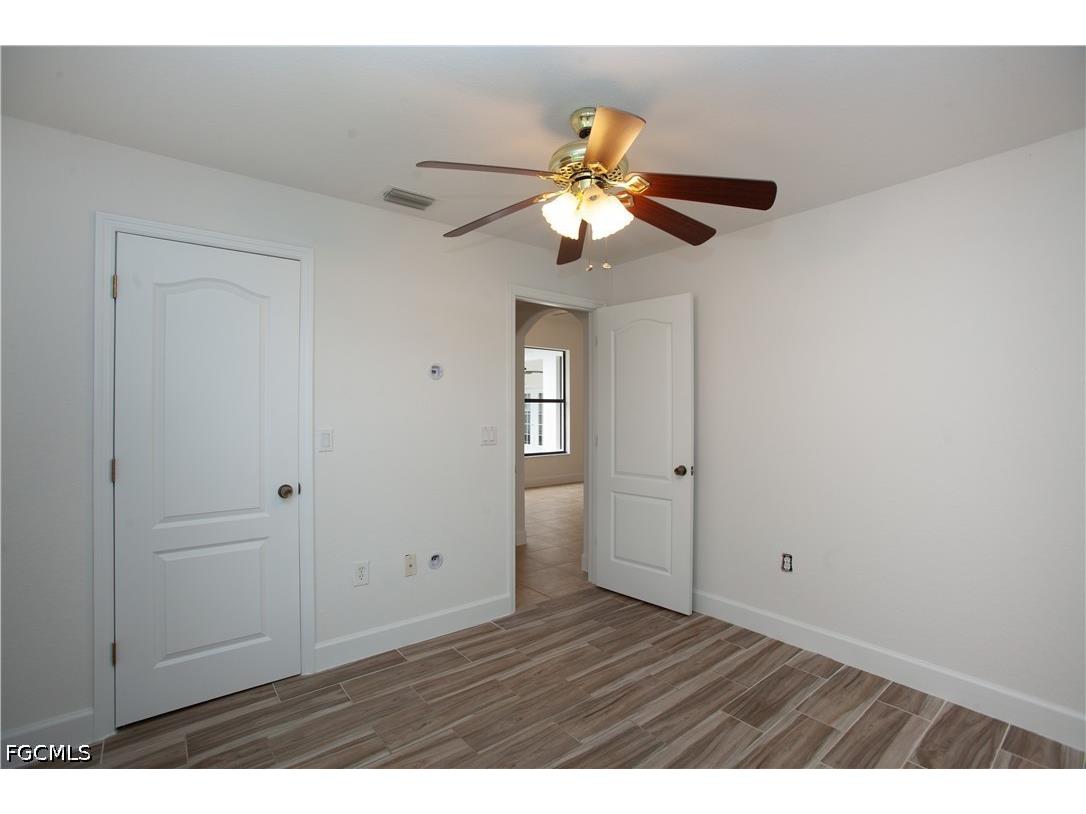 2110 SW 38th Terrace Cape Coral FL 33914 2026009193 image20