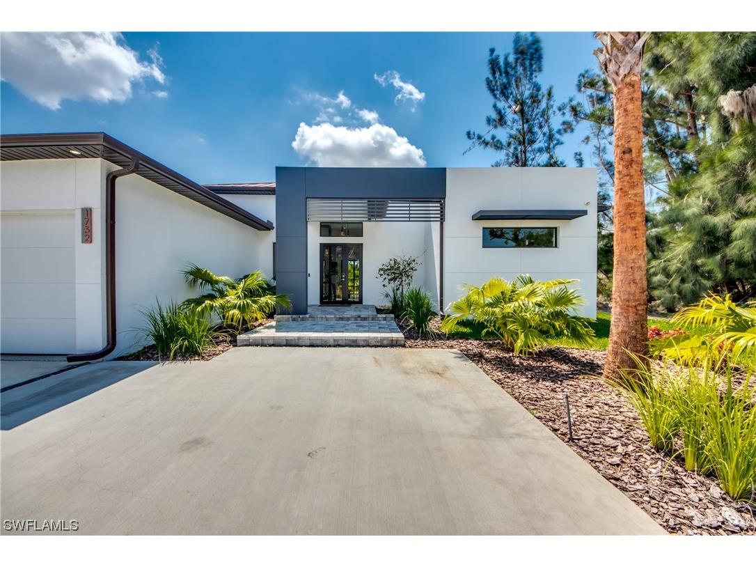 2110 SW 4th Street Cape Coral FL 33991 223023880 image1