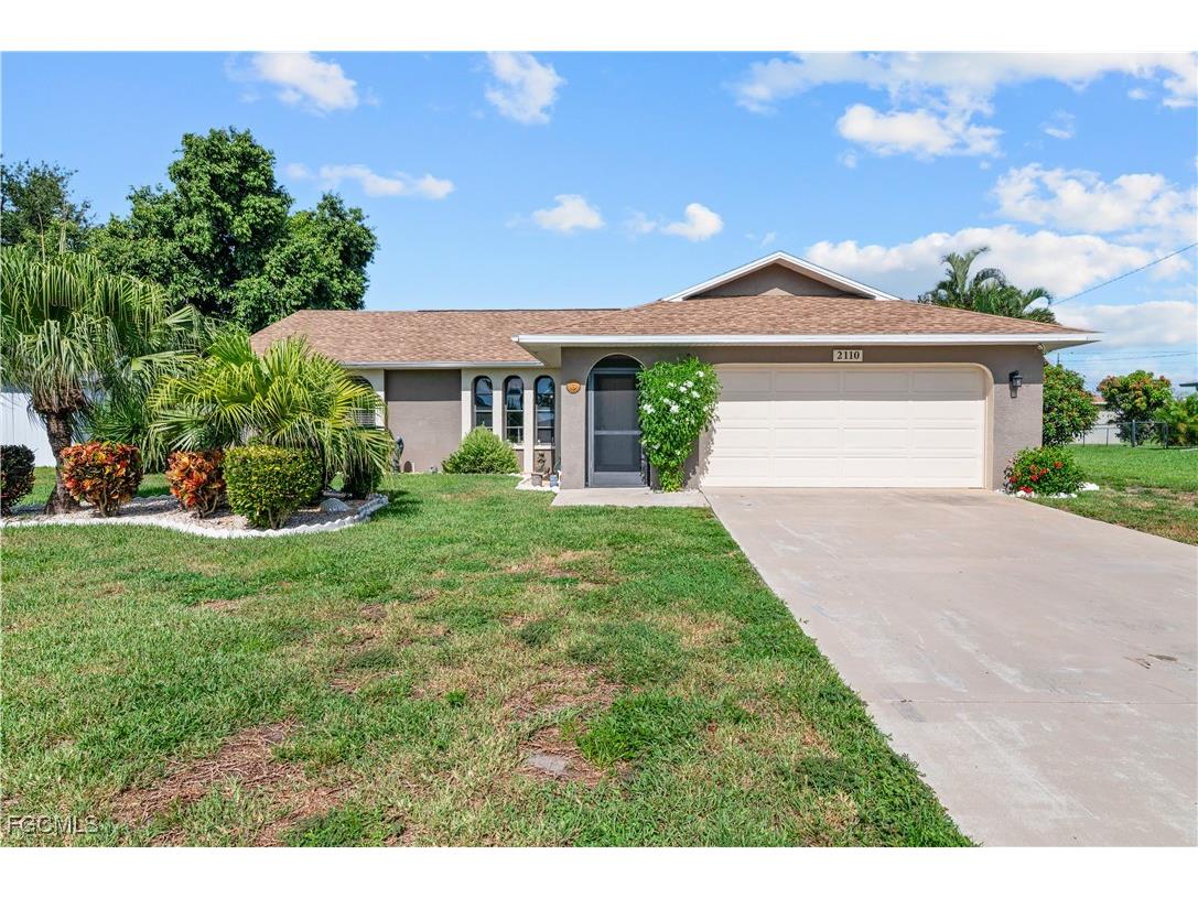 2110 SW Santa Barbara Place Cape Coral FL 33991 2025004577 image1