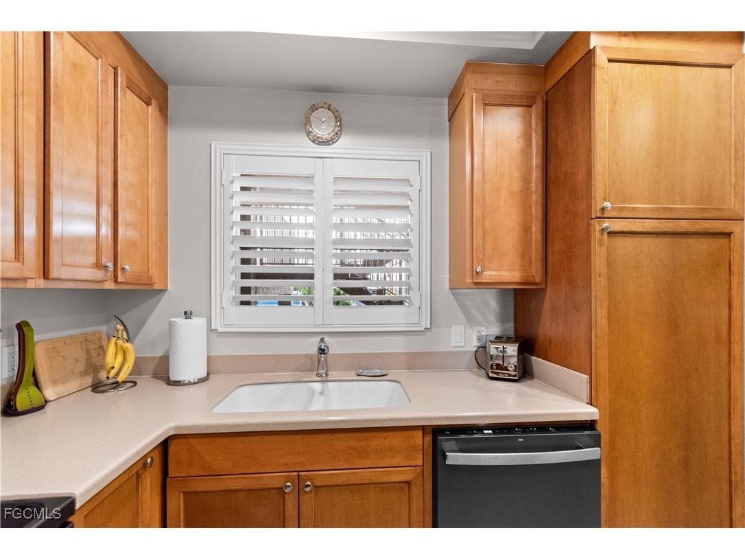 2110 W 1st Street #101 Fort Myers FL 33901 2026000204 image12