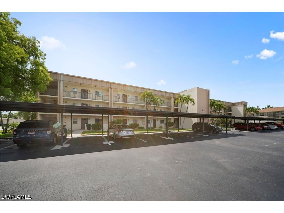 2111 Barkeley Lane #10 Fort Myers FL 33907 226018627 image1