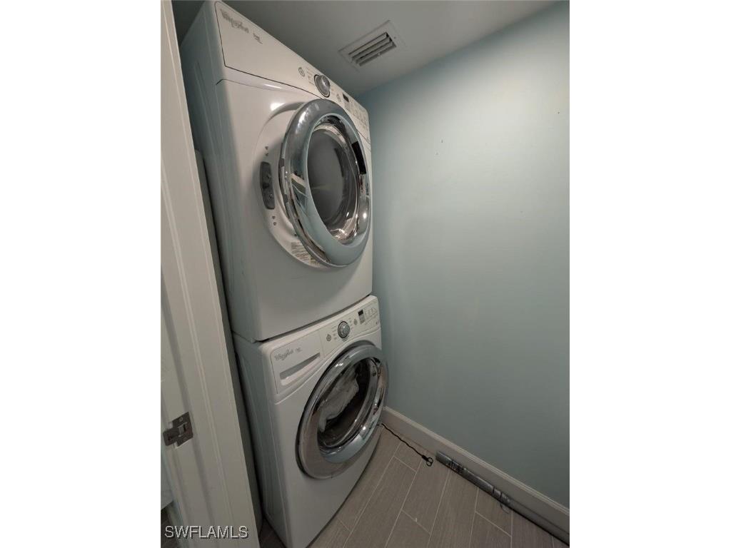 2111 Barkeley Lane #13 Fort Myers FL 33907 225046716 image4