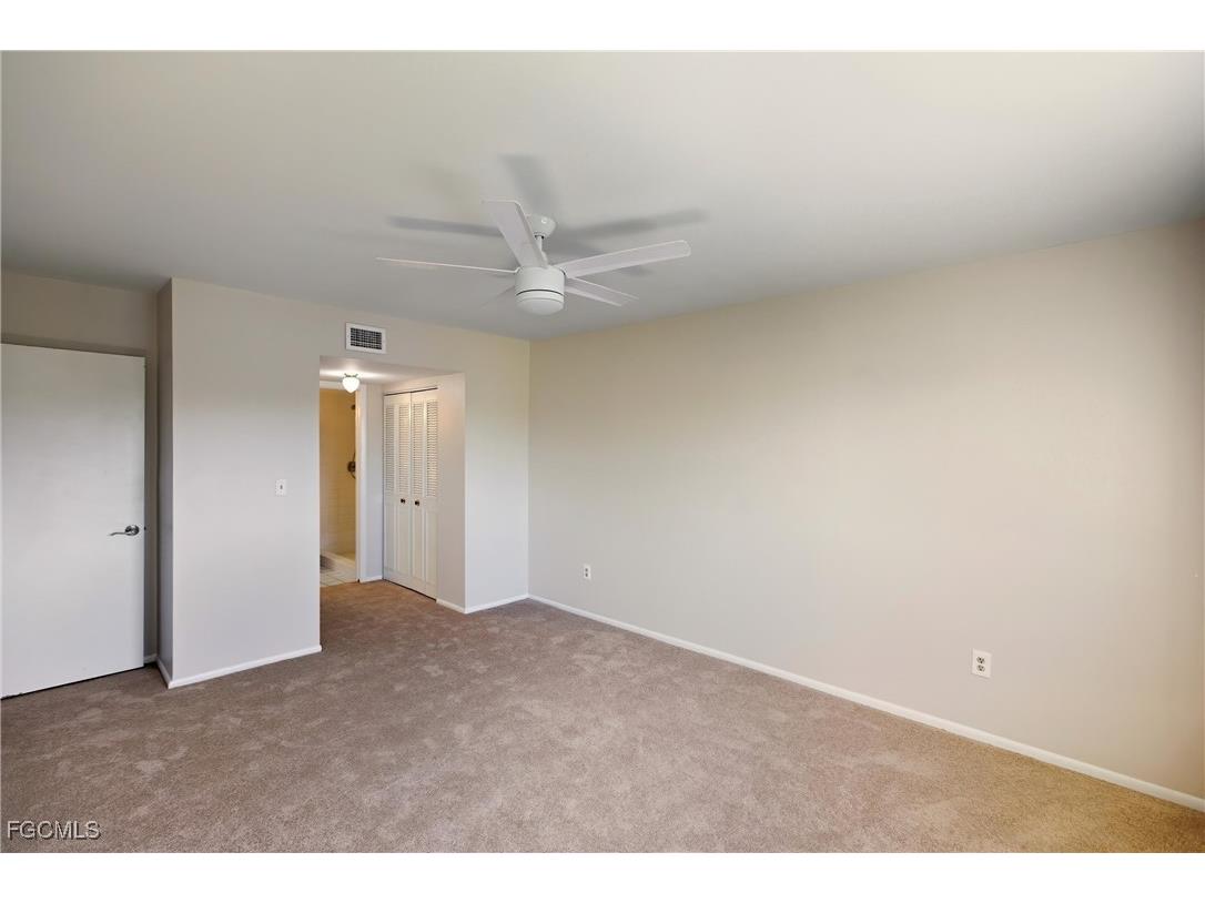 2111 Barkeley Lane #18 Fort Myers FL 33907 2025022891 image10
