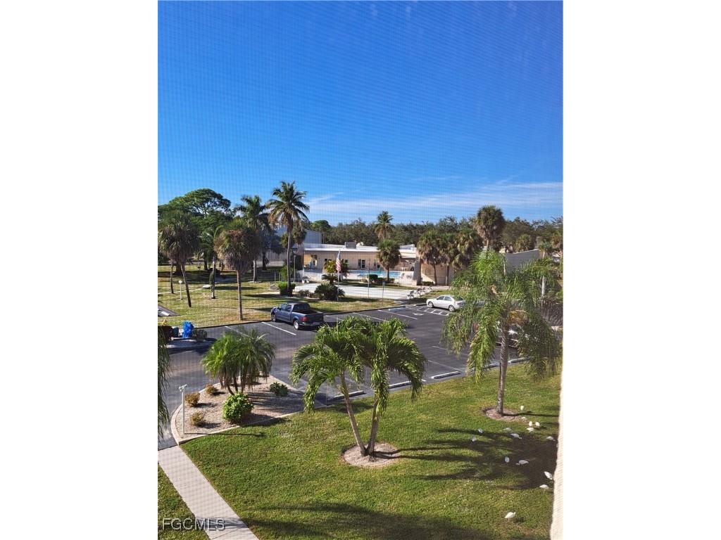 2111 Barkeley Lane #18 Fort Myers FL 33907 2025022891 image16