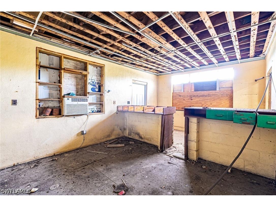 2111 Fowler Street Fort Myers FL 33901 226023230 image6